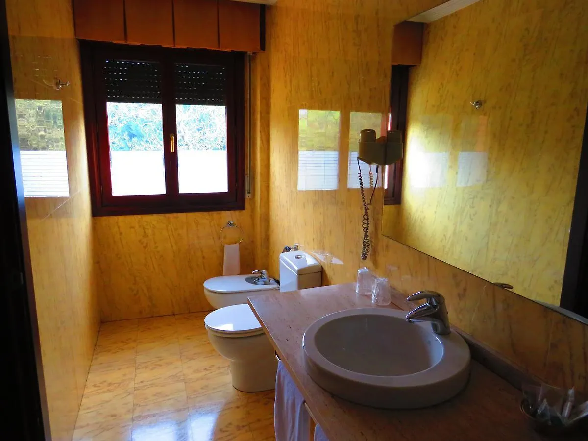 Euba Hotel Amorebieta-Etxano 3*,  Spain