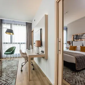 https://leonardo-royal-hotel-barcelona-fira.topbarcelonahotels.com