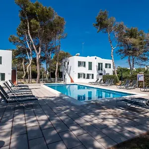 https://apartamentos-llebeig.balearic-islands.net