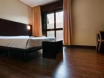 Euba Hotel Amorebieta-Etxano 3*,